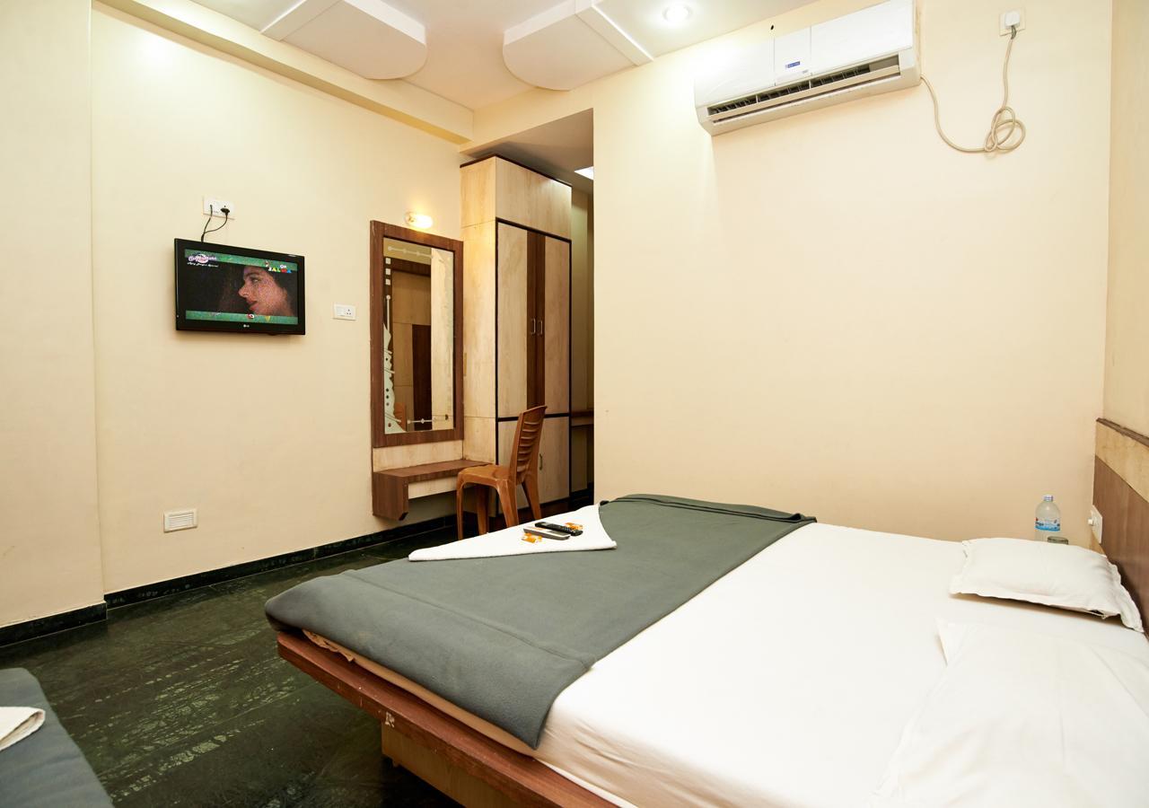 Hotel Three G Shirdi Zewnętrze zdjęcie