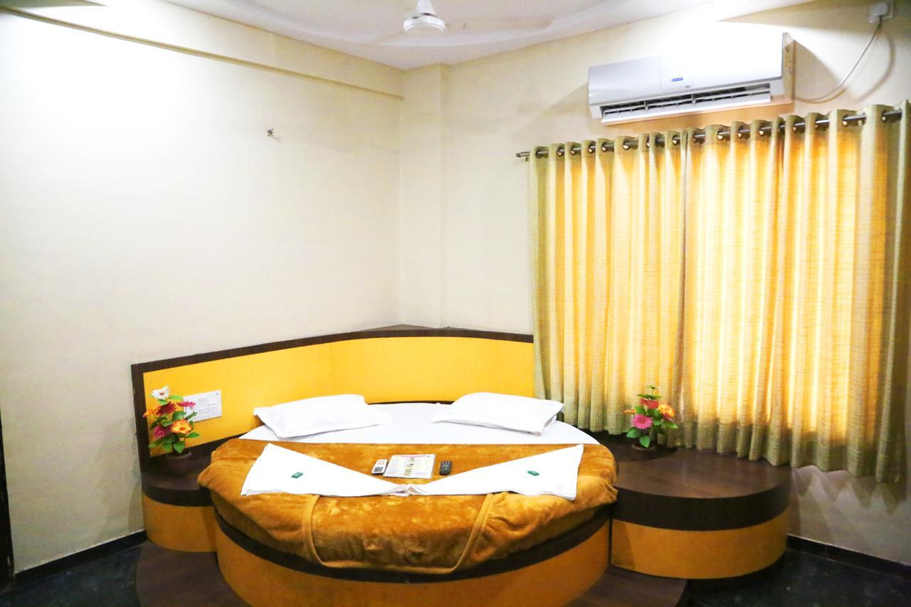 Hotel Three G Shirdi Zewnętrze zdjęcie